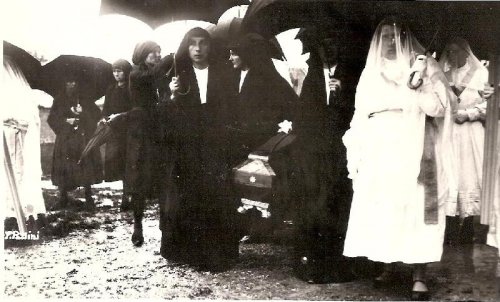ARC 238 | Funerali di Suor Margherita Raineri | Friuli Venezia Giulia | 1934