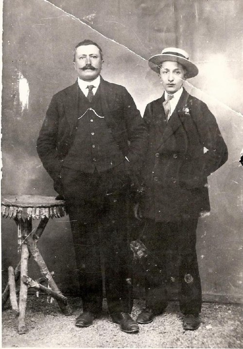 ARC 392 | Andrea Mazzon con il figlio | Friuli Venezia Giulia | 1911