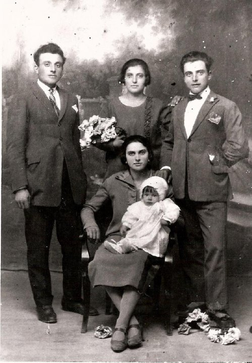 ARC 701 | Famiglia Della Bruna | Friuli Venezia Giulia | 1929