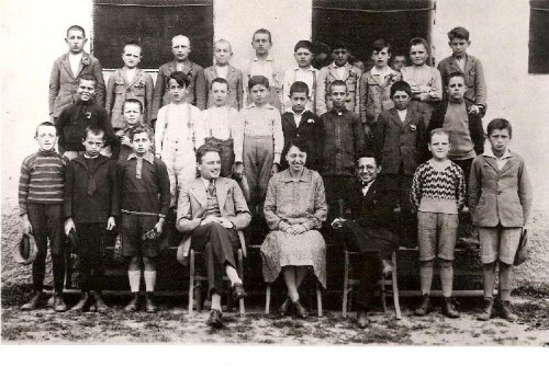 ARC 817 | Foto di gruppo di insegnanti | Friuli Venezia Giulia | 1928
